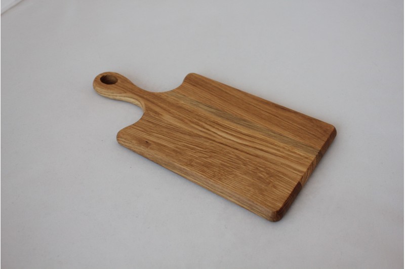 Oak cutting board with handle 15x30 cm